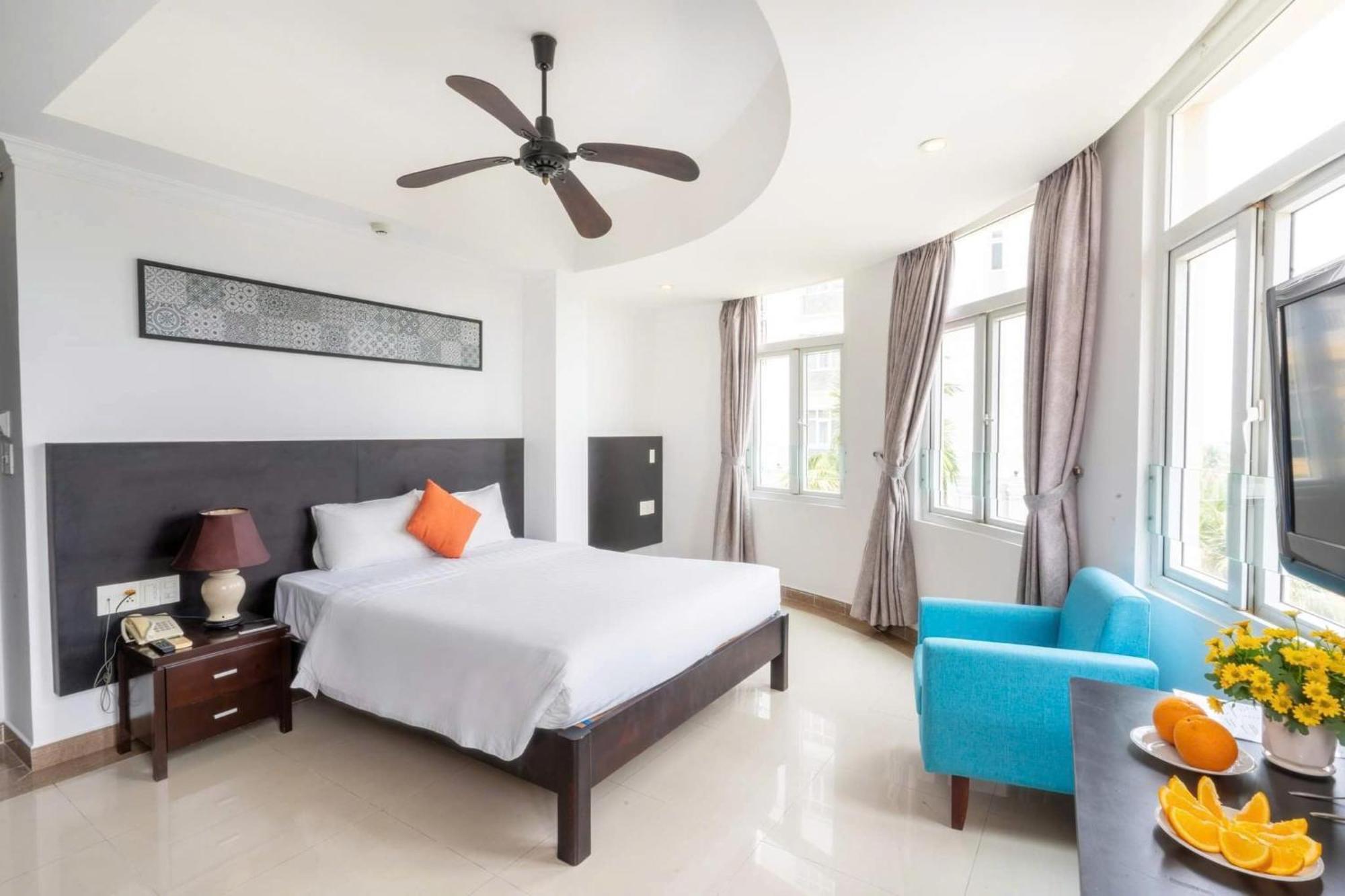 Queen Palace Sea View Hotel Da Nang Exterior foto